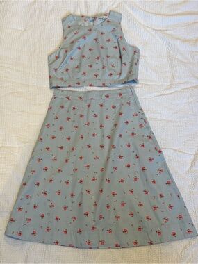 Free Assembly Light Blue Floral Two-Piece Crop Top & Skirt Set